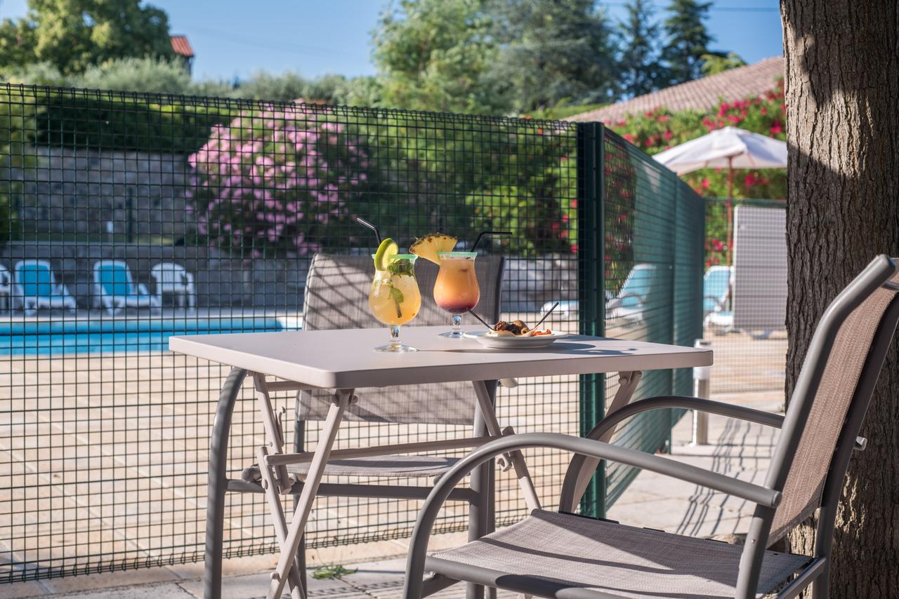 Le Clos Des Bruyeres Vallon-Pont-dʼArc Exterior foto