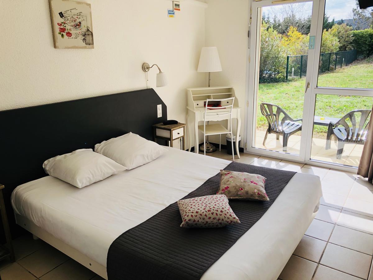 Le Clos Des Bruyeres Vallon-Pont-dʼArc Exterior foto